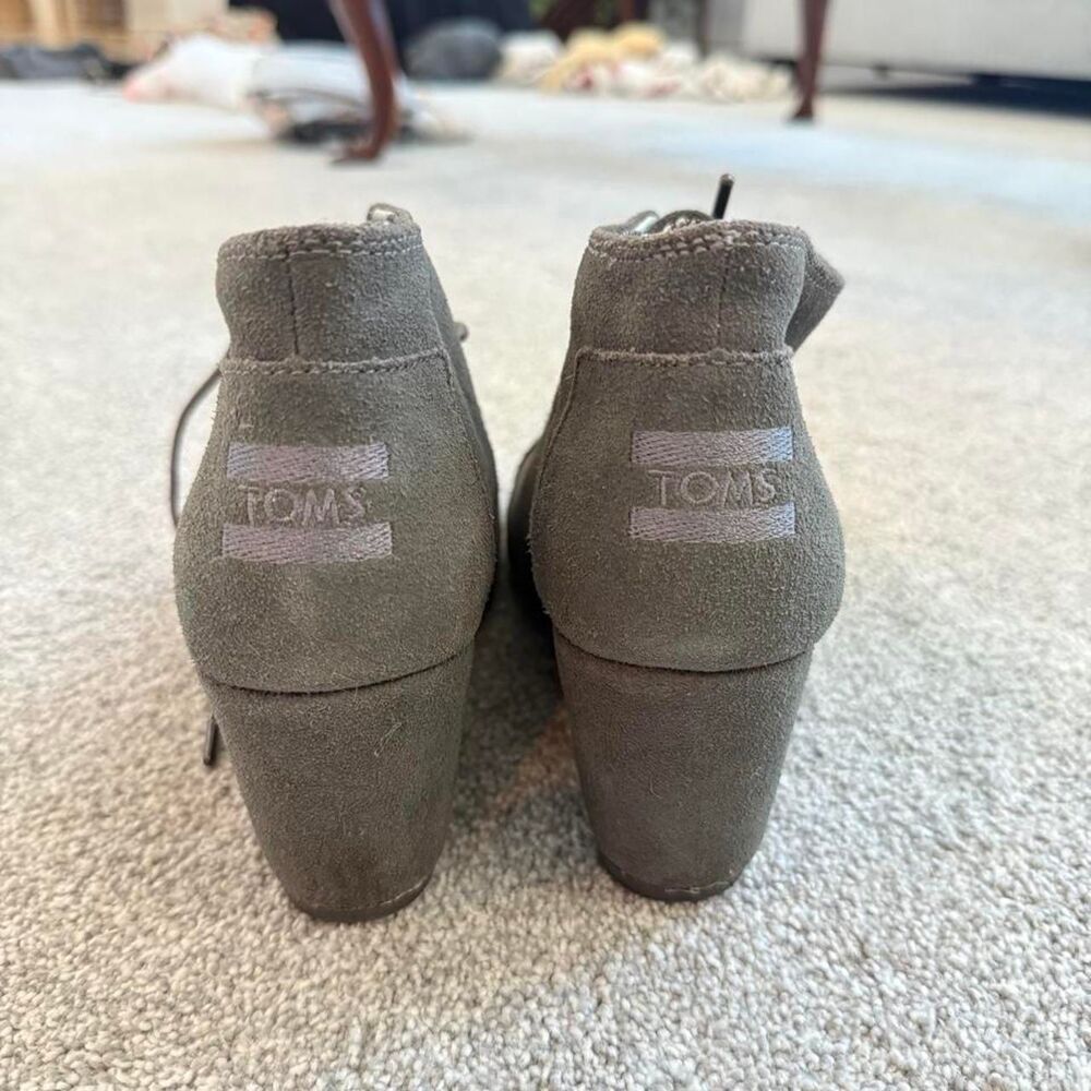 Toms Women's Grey and Khaki Boots